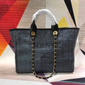 Black Tote O9048