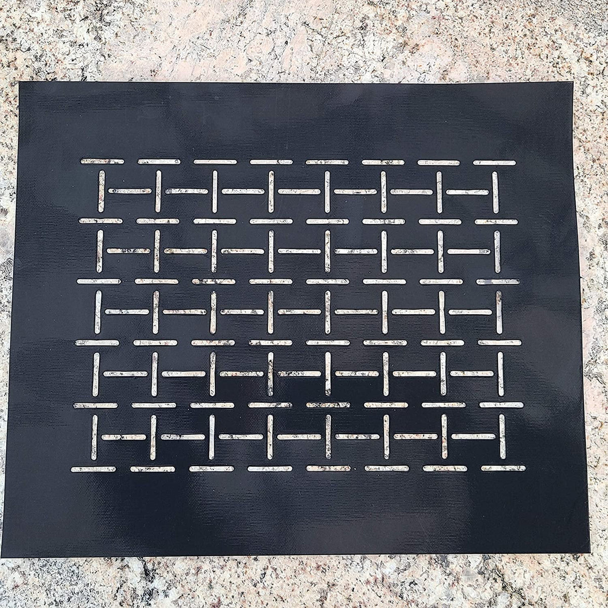 Non-Stick BBQ Grill Mats with Holes (Set of 2) D3691