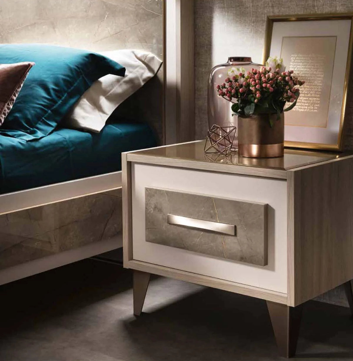 King Bedroom Set F9701