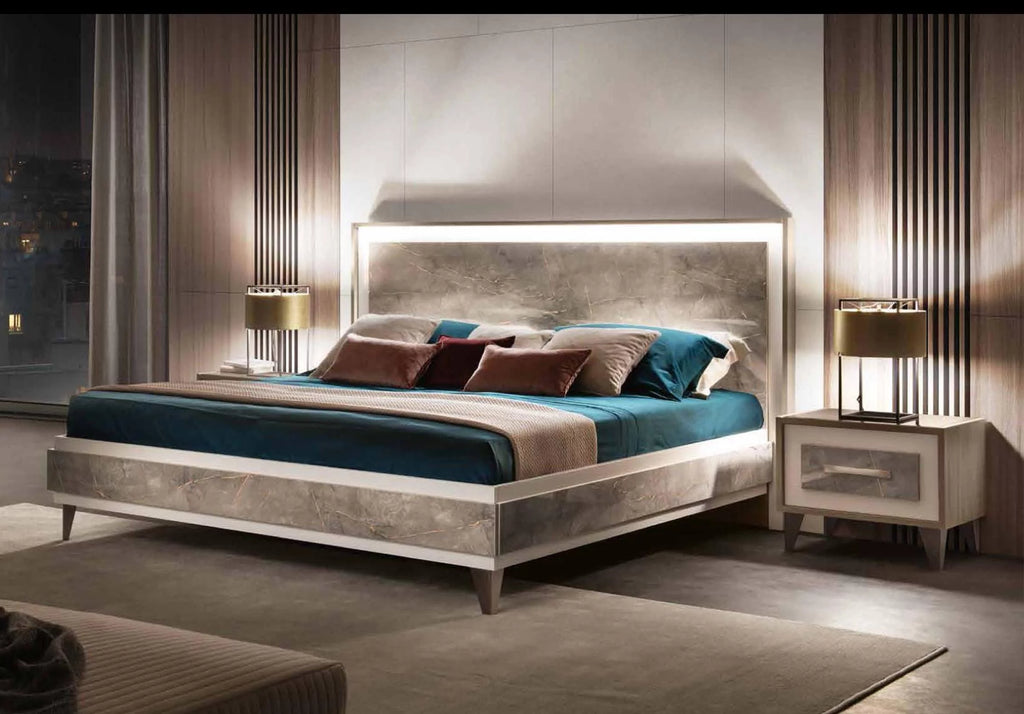 King Bedroom Set F9701