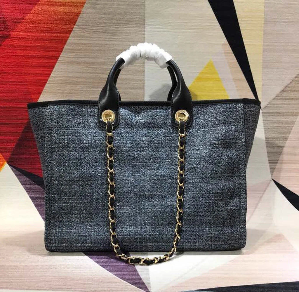 Black Tote O9048