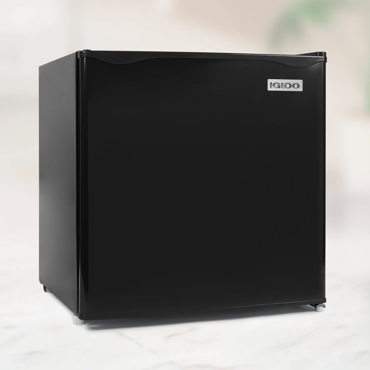 1.6 Cu Ft Black Refrigerator Freezer V32706