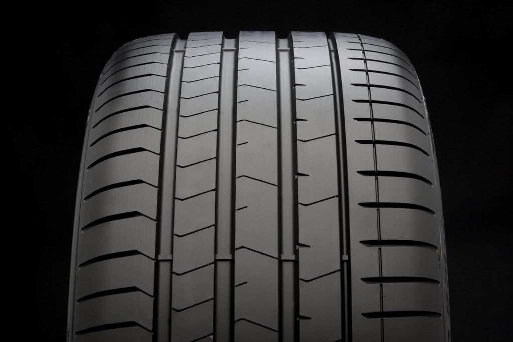275/40R20 106XL Performance Radial Tire R3893