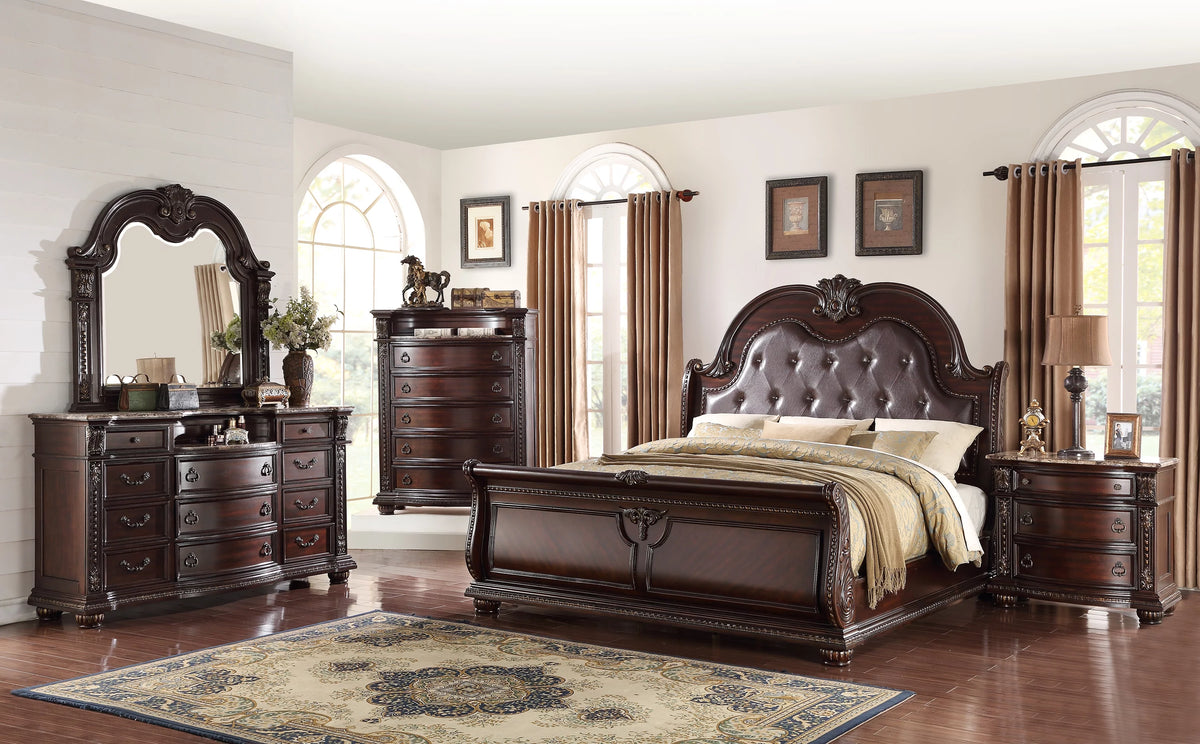 Queen 3 Piece Upholstered Bedroom Set R47347