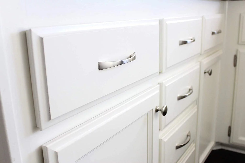 Brushed Nickel Cabinet Hardware Curved Pulls E67311